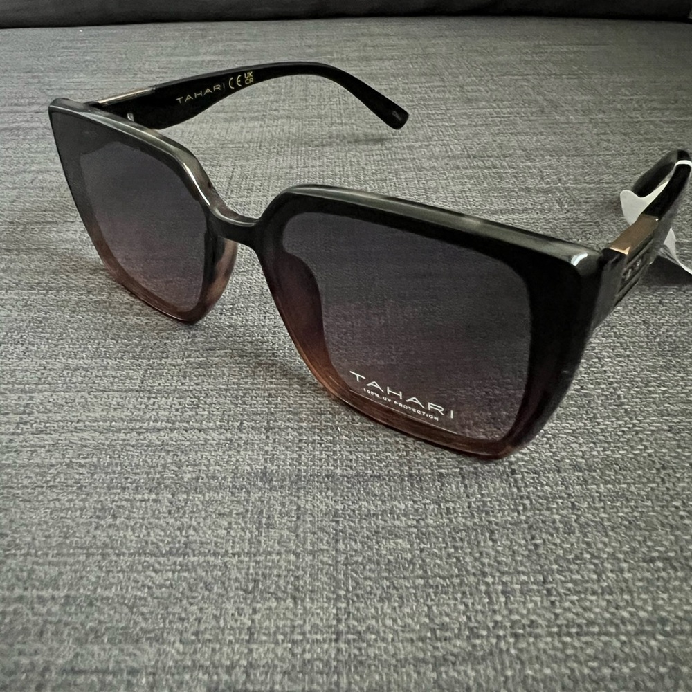 NEW TAHARI SUNGLASSES EYEWEAR ACCESSORY